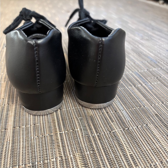 Toddler Capezio Tic Tap Toe Shoes Size 9 Black Unisex - Picture 3 of 4